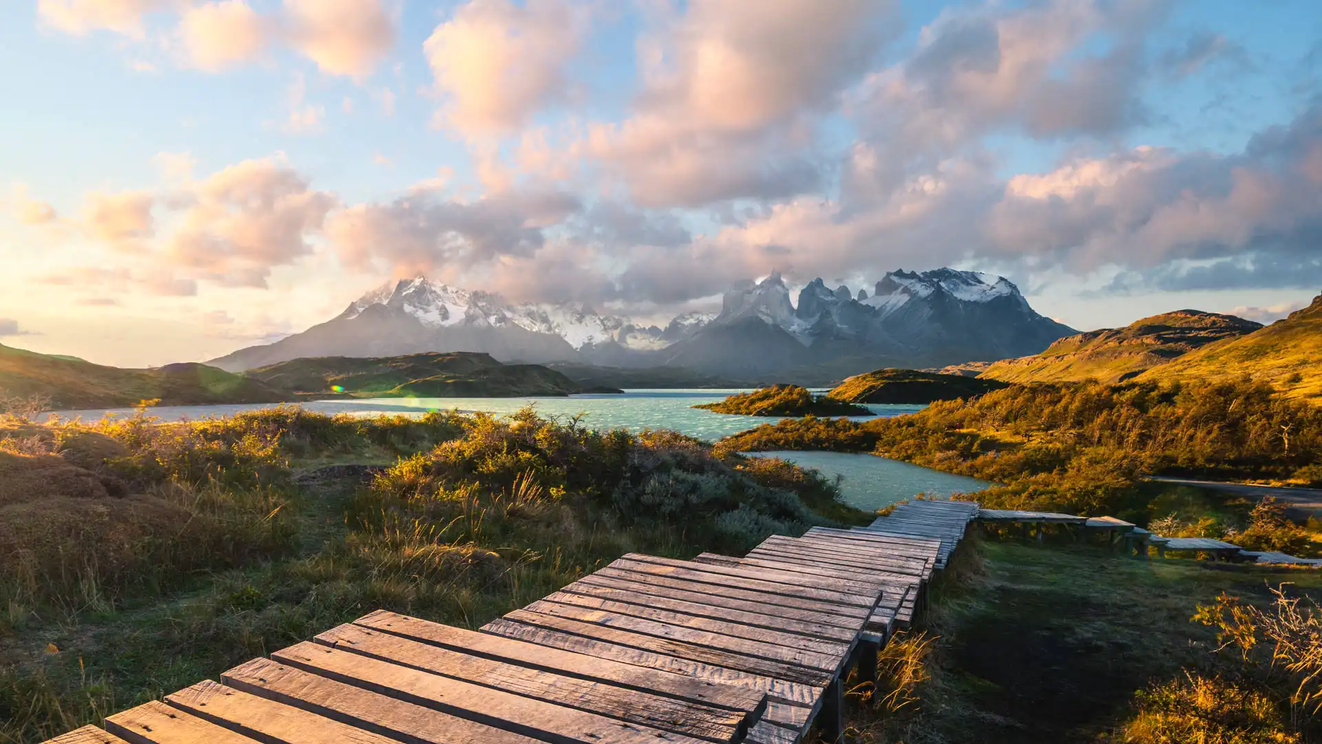 /images/wallpaper/2025-05-14.jpg.webp /images/wallpaper/2025-05-14.jpg.webp